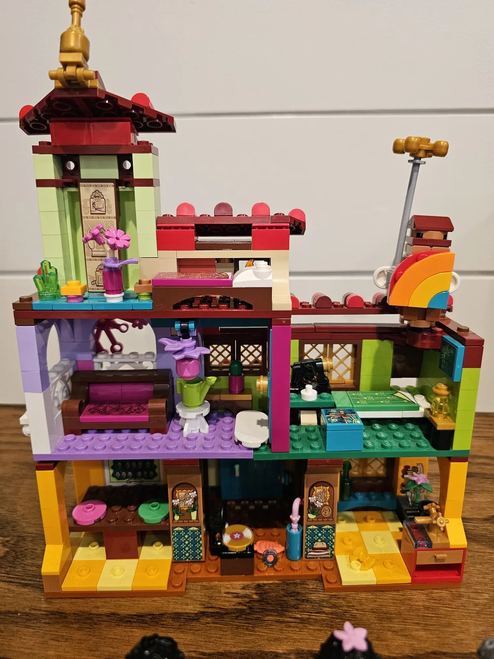 LEGO -  Disney Encanto The Madrigal House LEGO 43202 (Retired)